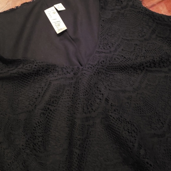 Little black lace dress - Picture 3 of 7